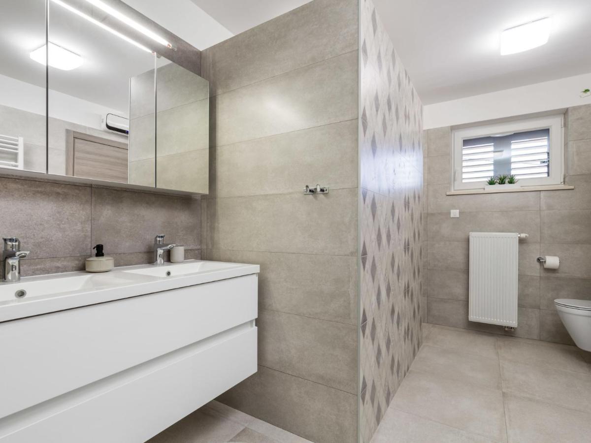 Villa Matea - Mlk150 By Interhome Dobrinj Bagian luar foto