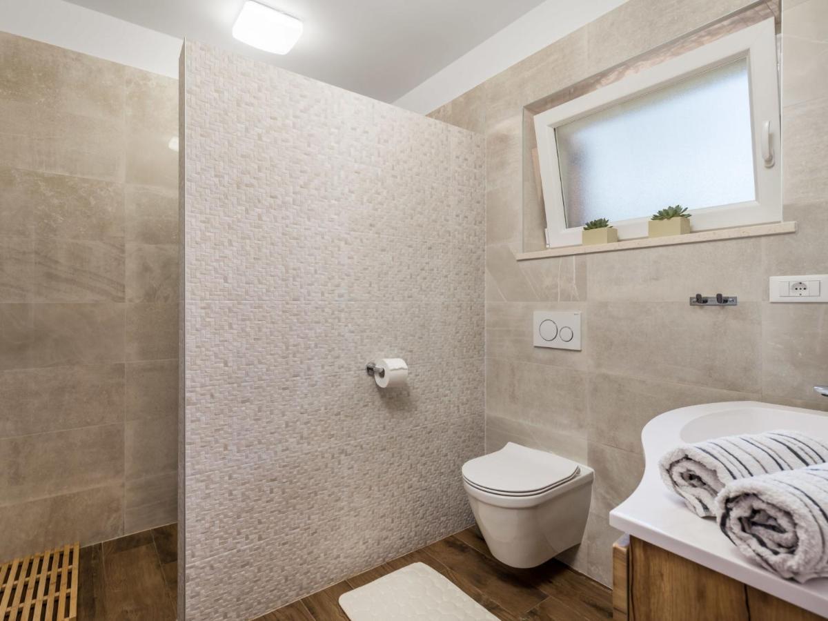 Villa Matea - Mlk150 By Interhome Dobrinj Bagian luar foto