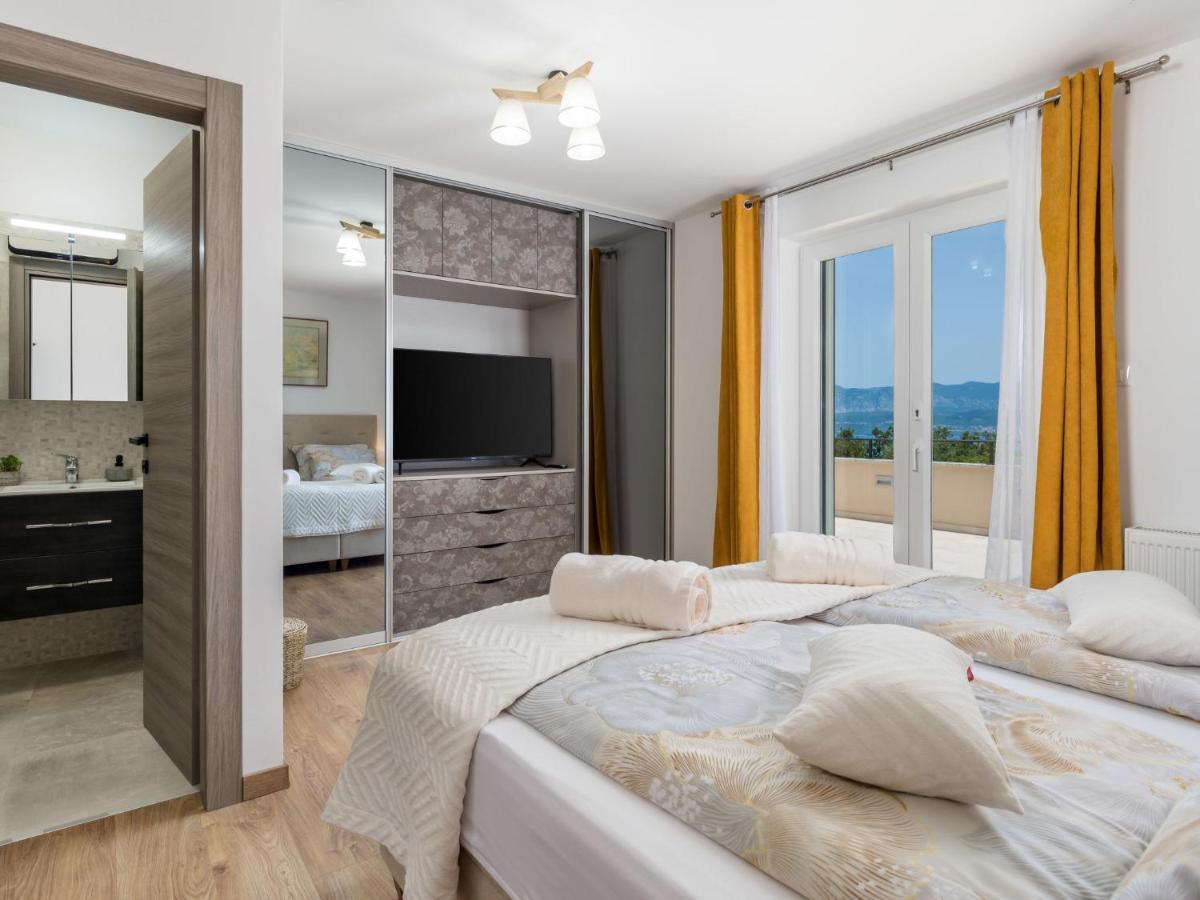 Villa Matea - Mlk150 By Interhome Dobrinj Bagian luar foto
