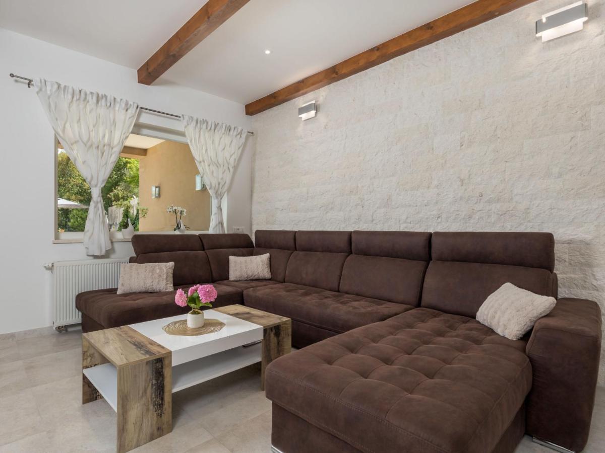 Villa Matea - Mlk150 By Interhome Dobrinj Bagian luar foto