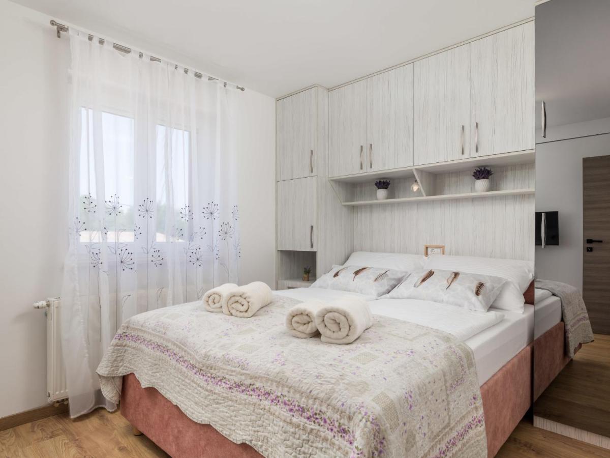 Villa Matea - Mlk150 By Interhome Dobrinj Bagian luar foto